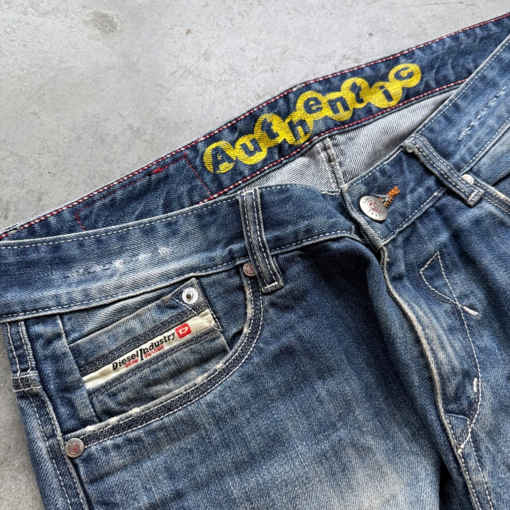 Diesel Industry Denim Division Mens Straight Leg Blue Jeans Medium Wash 33x30